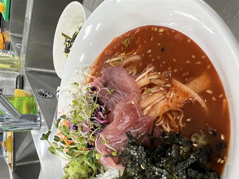 202033020 유호현 - 참치물회