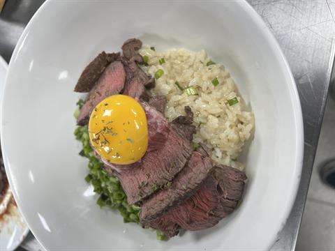 202033020 유호현 소고기솥밥