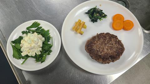 김민영 2024년 10월 4일 서양조리실습 윌도프샐러드, 살리스버리 스테...