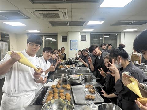 🥐안산대학교 외국인 유학생 반 운영 : )
